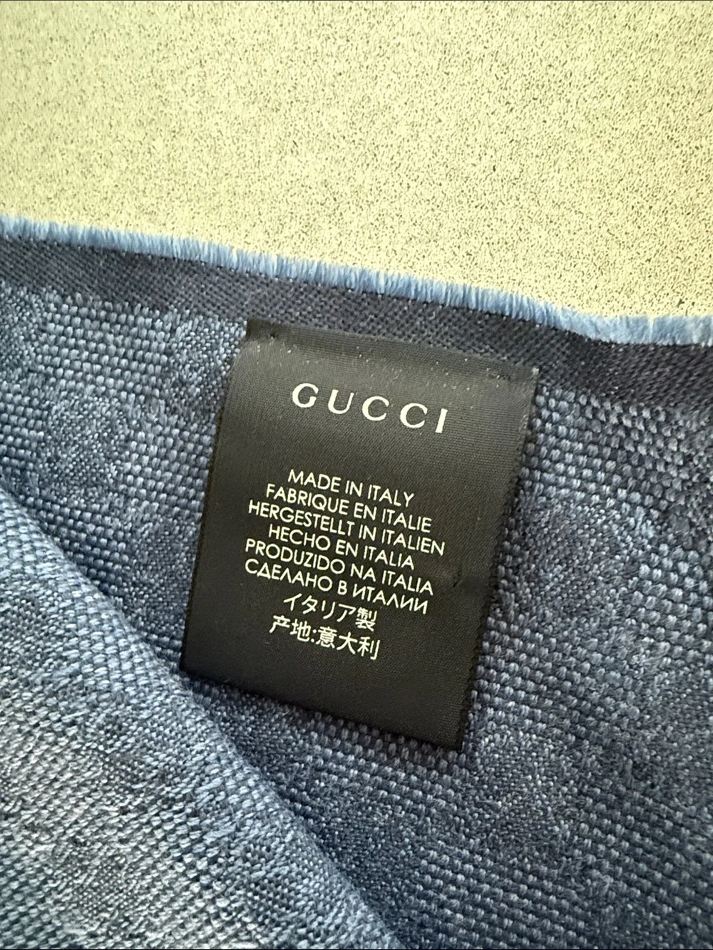 Men's Gucci scarf preowned